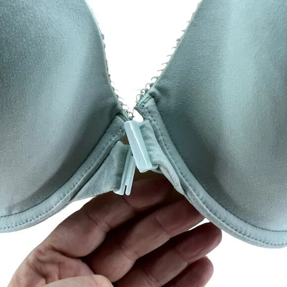 Victoria's Secret Lightly Lined Demi Bra Mint Front Closure Size 36DD - Picture 2 of 6